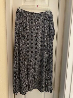 Black & White Printed Maxi Skirt